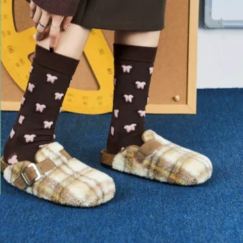 Осень 2023, Новые тапочки на плоской подошве с закрытым носком, пушистая обувь Lazybones, повседневная универсальная обувь BK для женщин